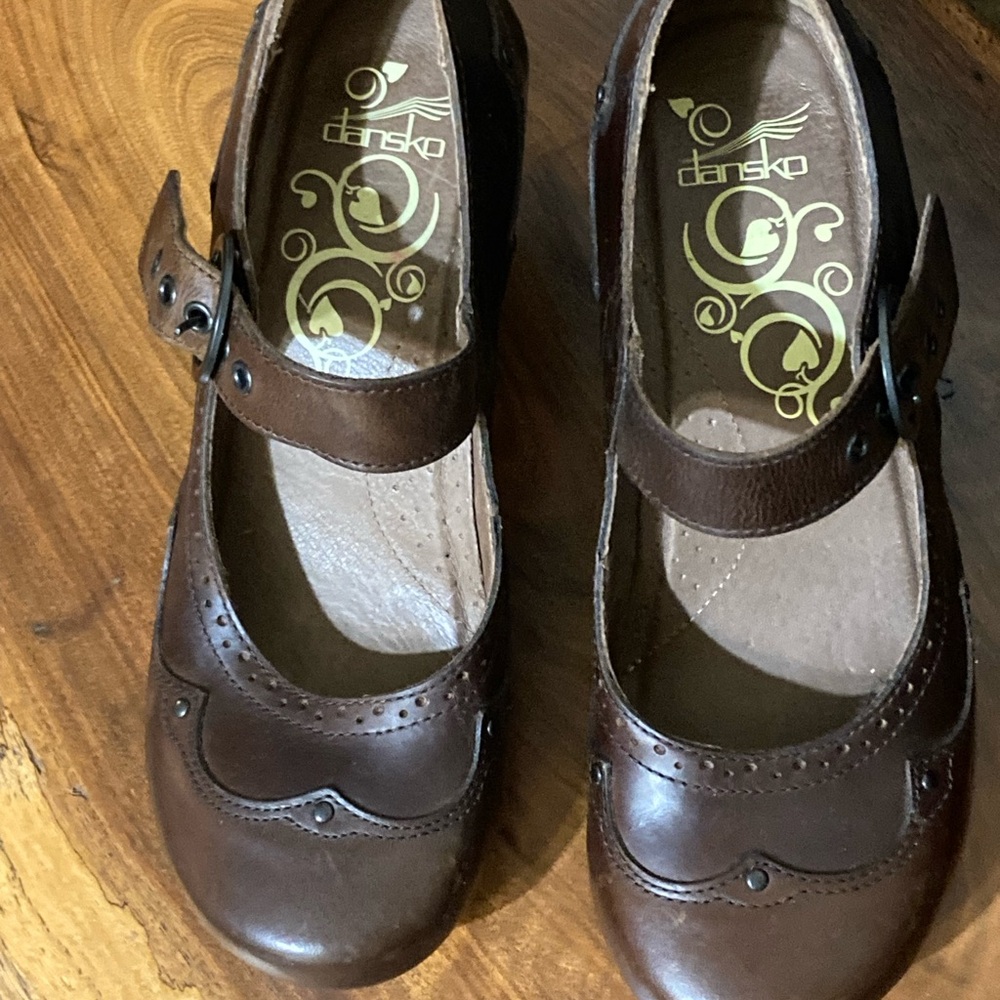 Dansko Brown Mary Jane Nevin with Buckle Strap size 39EU 8.5 US